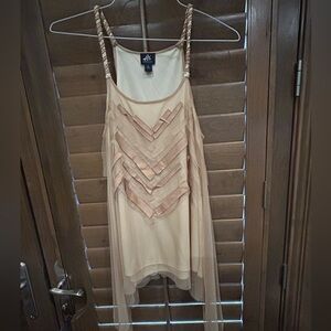 NWOT AUTHENTIC ICON TANK Layered Sleeveless Top. Stunning!
